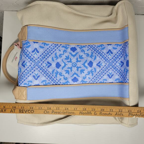 Vineyard Vines Blue and Tan Tote Bag - Picture 15 of 16